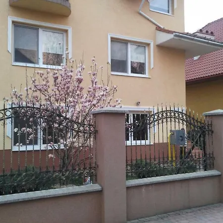Apartments I & I Berehove  Exterior photo